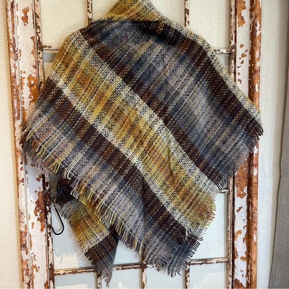 MARC NNEW YORK elegant shades of brown & gold fringe cape/poncho One Size - Picture 2 of 15